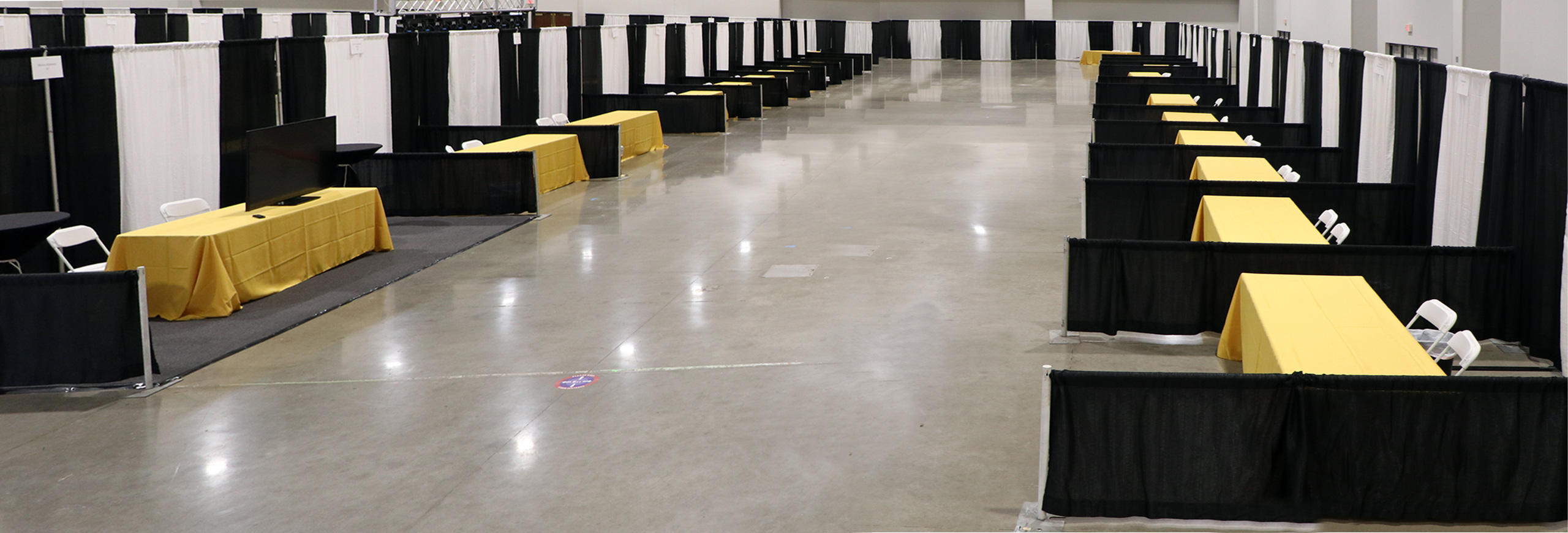 Cedar Falls trade show equipment rental